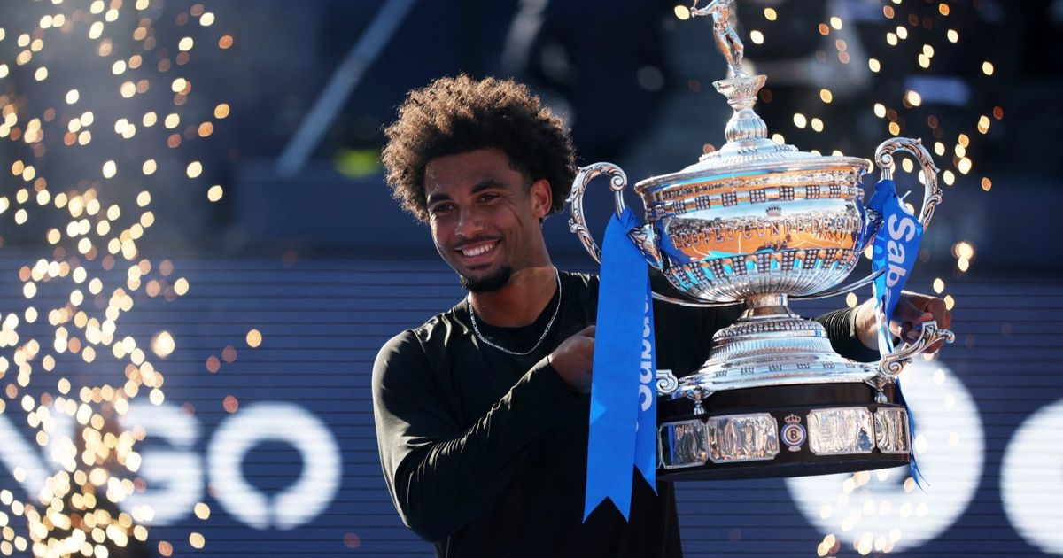 فيس يعود من الإصابة ويتوج بلقب بطولة برشلونة المفتوحة للتنس