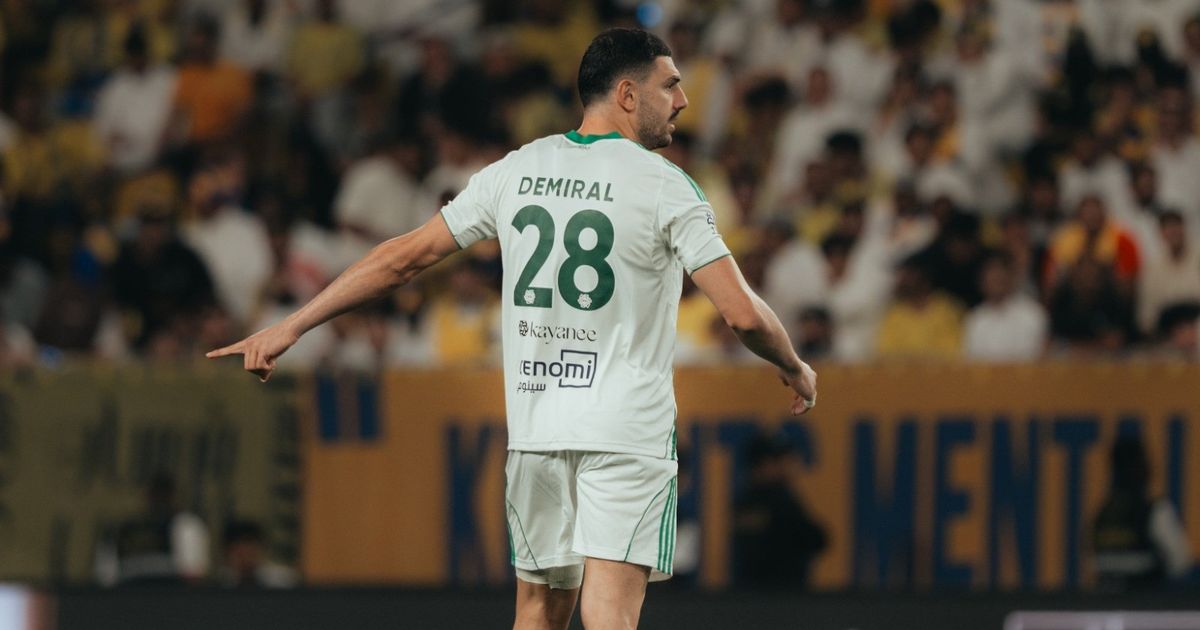 غرامات للجميع بعد الكلاسيكو.. ديميرال والأهلي والنصر تحت العقوبة