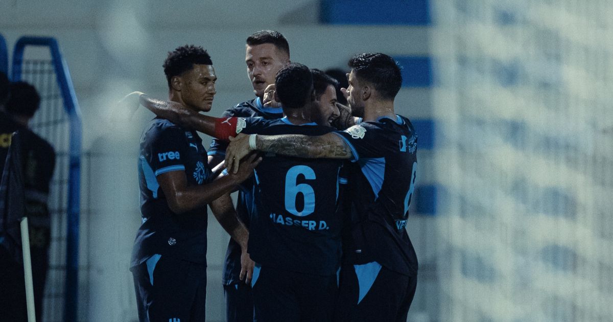 الصالح نيوز : شاهد.. الهلال يحسم معركة الصدارة بفوز مثير على القادسية