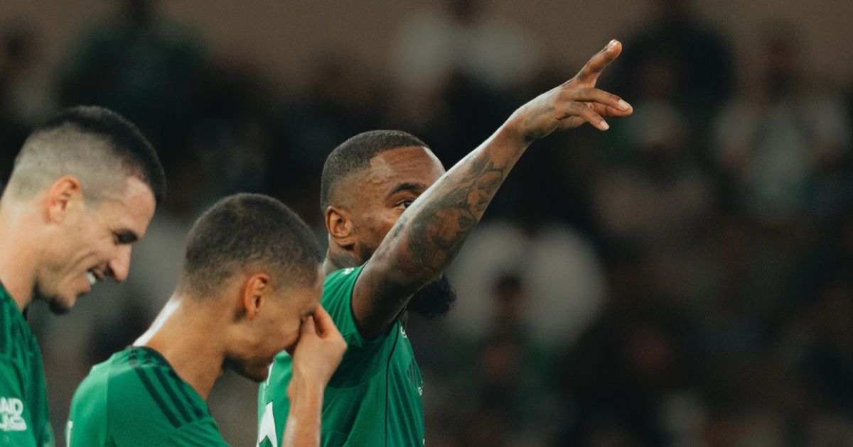 شاهد.. "هاتريك" إيفان توني يقود الأهلي للفوز على الفتح