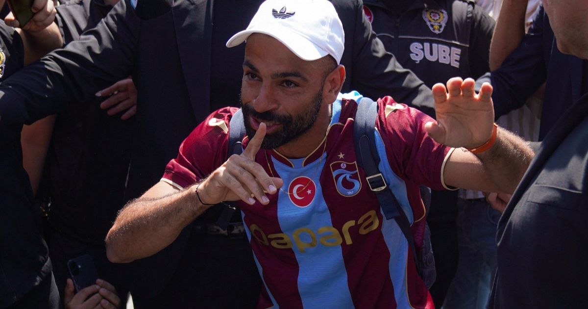 محمد صلاح يأتي سابعاً في قائمة أكثر لاعبي العالم جذباً للمتابعين