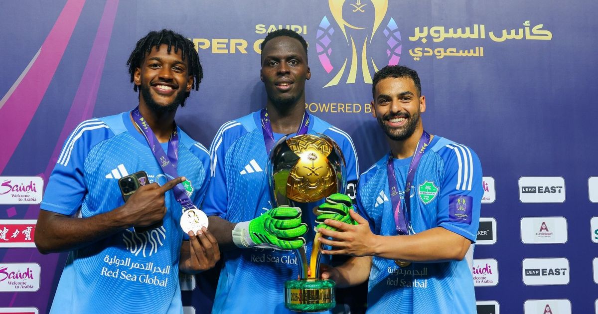 ماذا قال الأمين العام للاتحاد السعودي بعد الإقالة بسبب السوبر؟