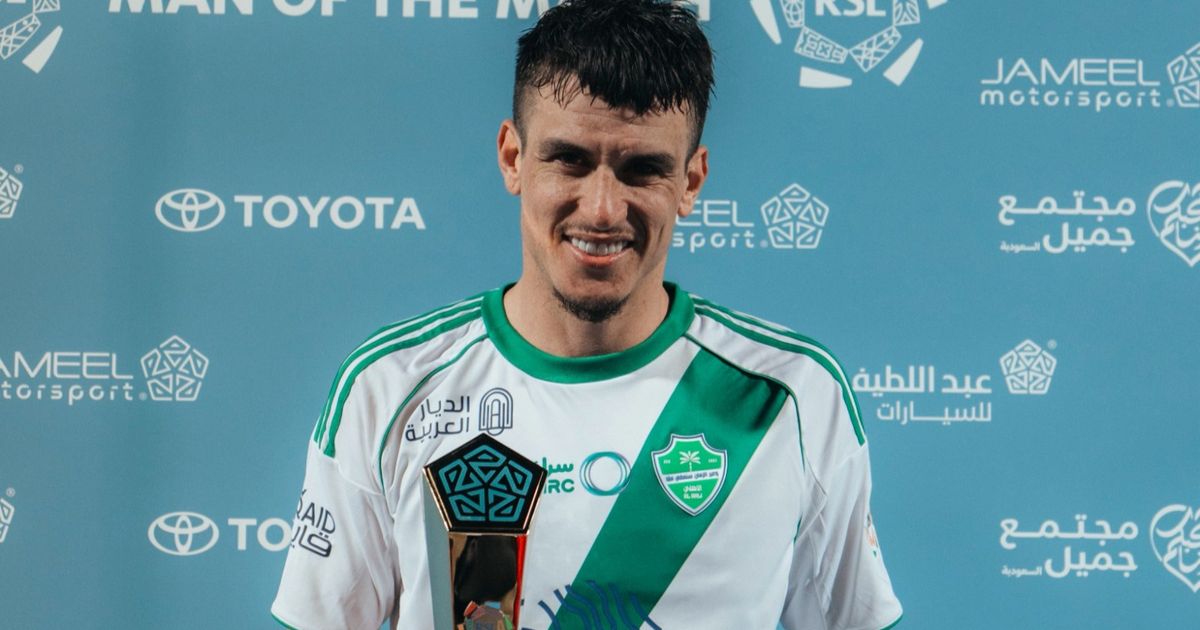 إيبانيز يطمئن الأهلي قبل مواجهة الفيحاء والقرار الحاسم بيد يايسله