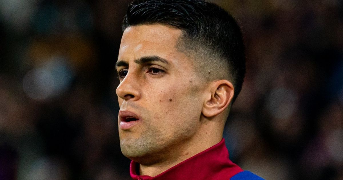 برشلونة يعلن عودة جواو كانسيلو "معاراً" من الهلال