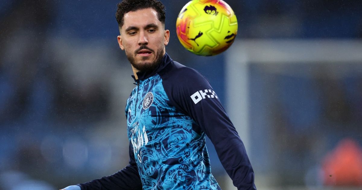 شرقي وماينو يتنافسان على جائزة أفضل لاعب شاب بالدوري الإنجليزي الممتاز
