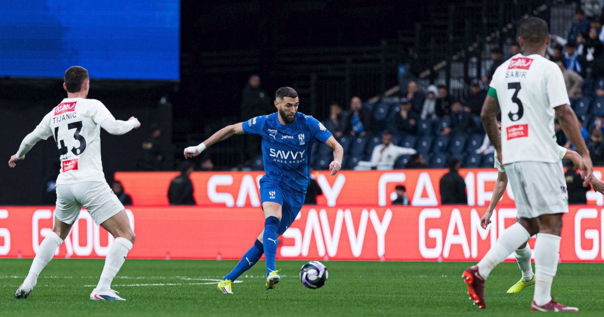 بلا نجوم ديربي جدة.. بنزيما يقود تشكيلة الجولة 25 في الدوري السعودي