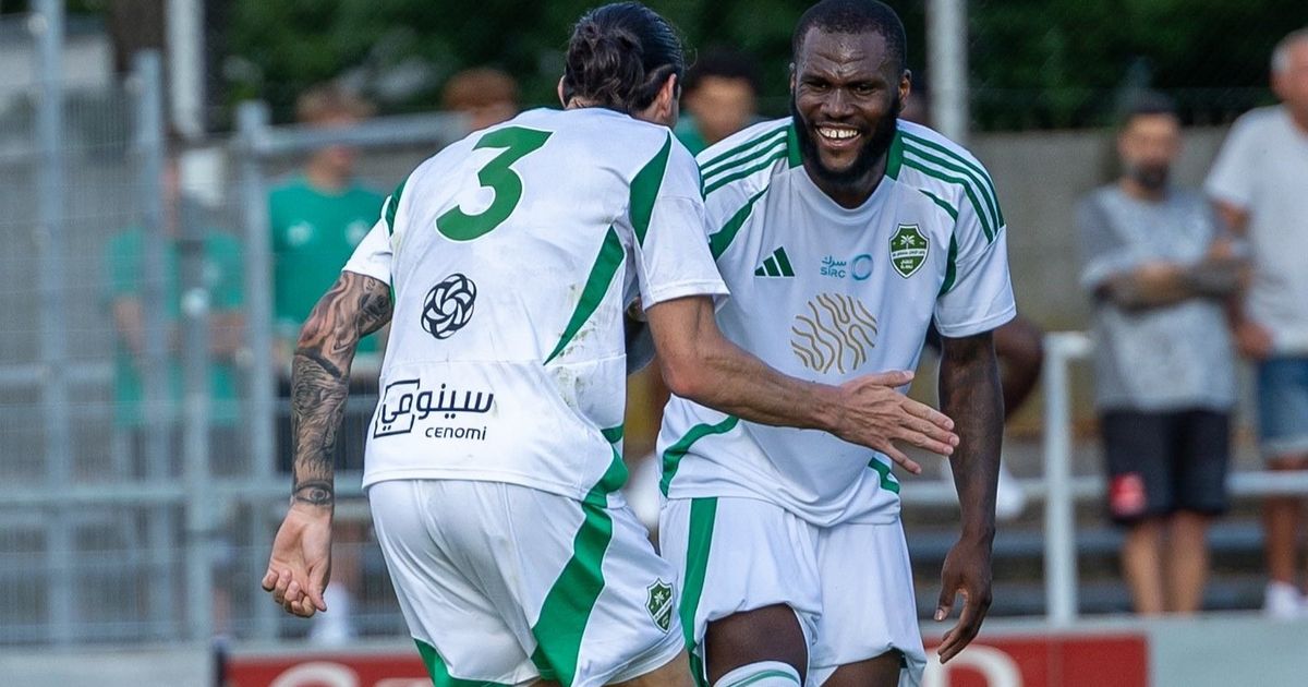 شاهد.. تمريرة سحرية من محرز في فوز الأهلي على تيرول النمساوي