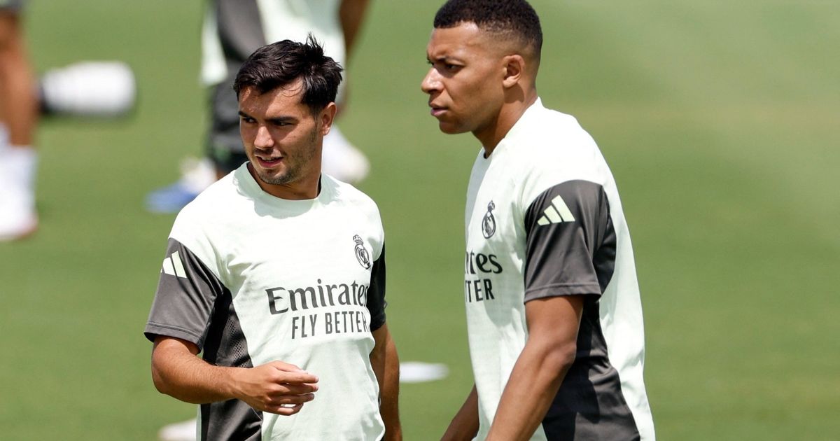 تشابي ألونسو يعلن أول قائمة لريال مدريد في الليغا.. ثنائي مغربي