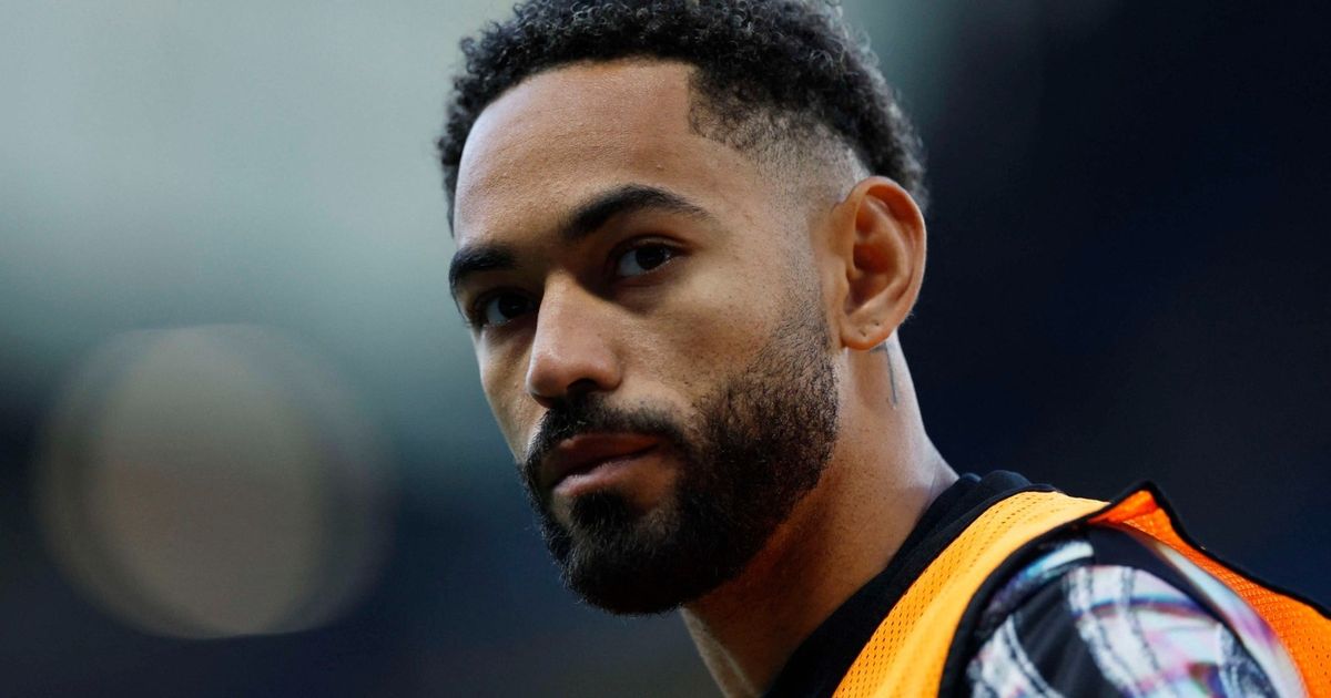 كاريك يوضح سبب غياب كونيا "المفاجئ" وموقفه أمام ليفربول