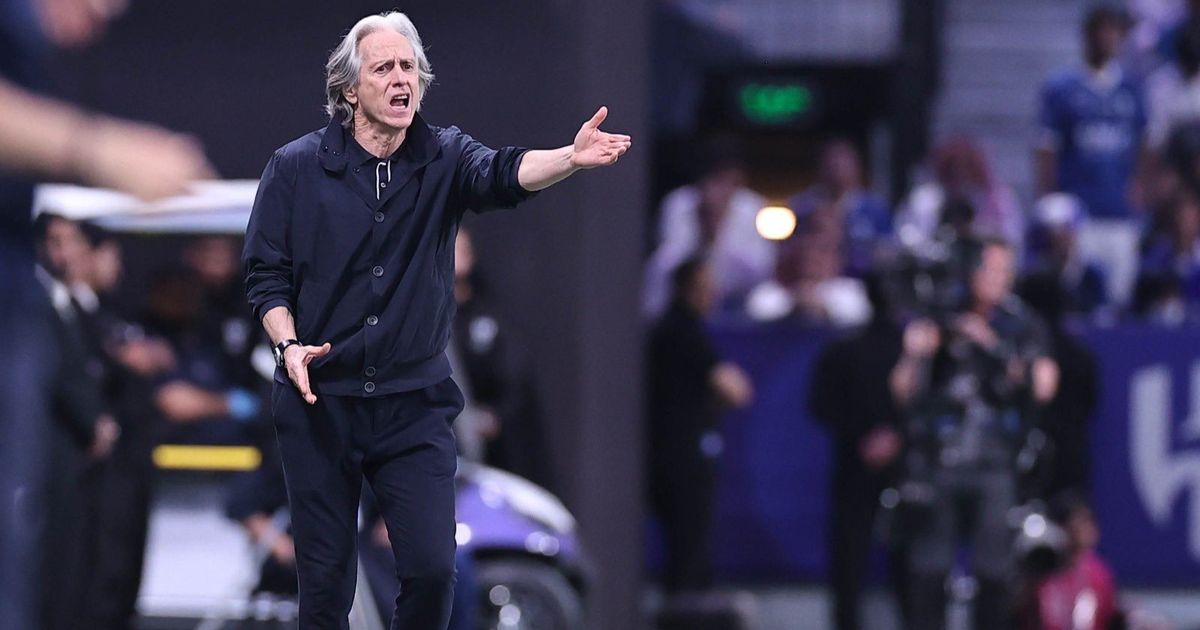 هل أصبحت ساعات جيسوس معدودة في الهلال؟