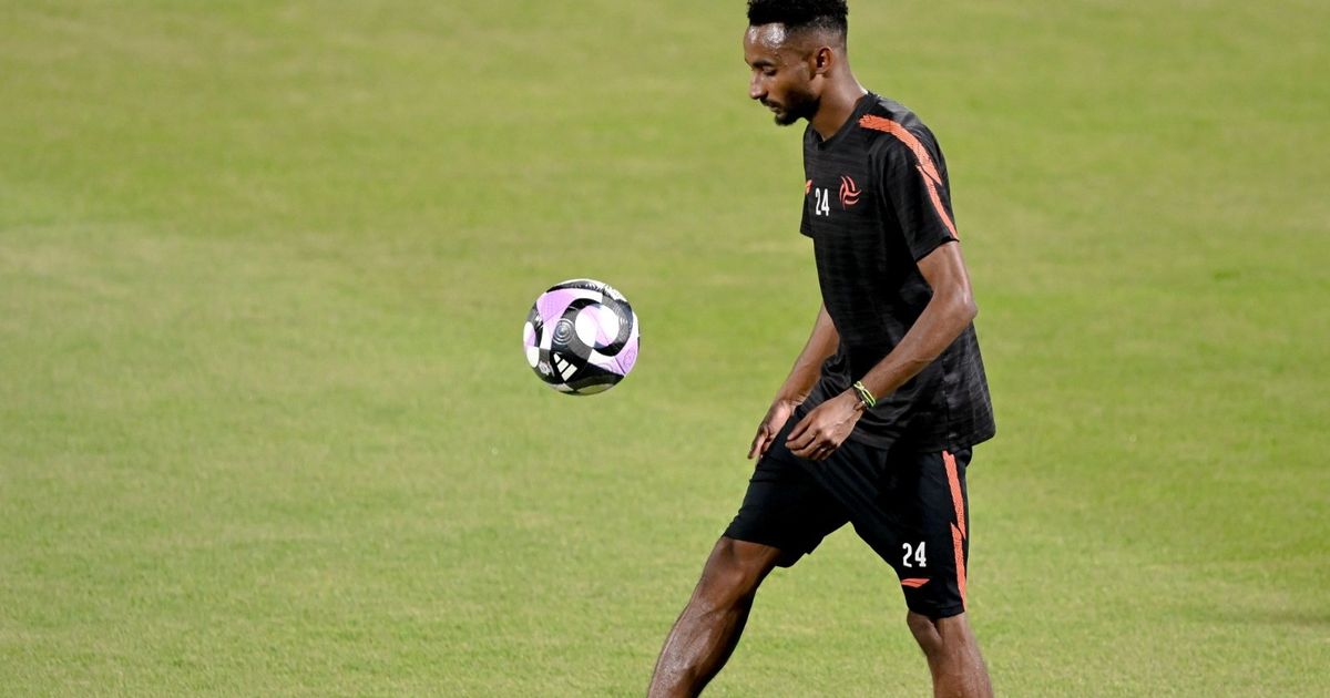 "نام... صحى هلالي"... الهلال يسبق النصر ويحسم صفقة متعب الحربي