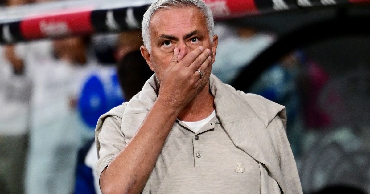مفاجأة.. مورينيو وبّخ أحد مساعديه بسبب تعليمات قبل استبدال مبابي