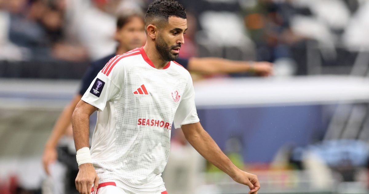 شاهد.. الهلال يخسر بثلاثية في أبطال آسيا بعد تألق محرز وبن رمضان