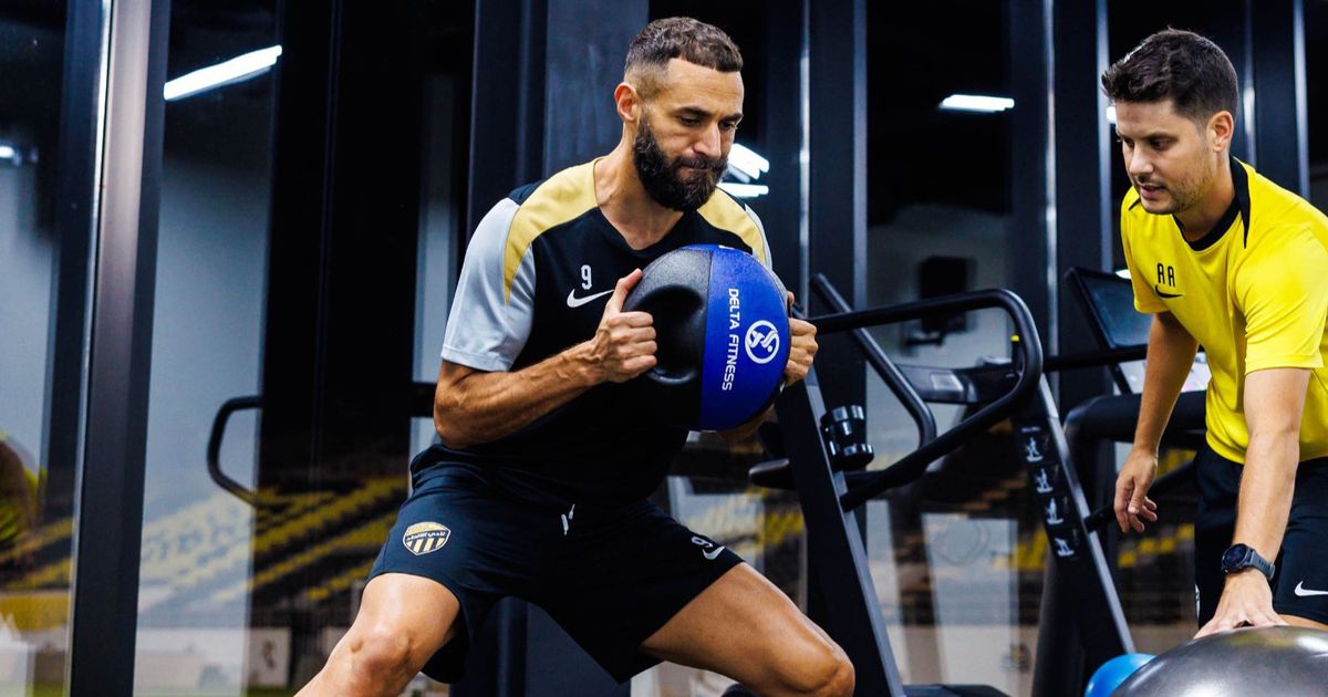 بنزيما يبشّر بـ"بداية جديدة" في الاتحاد بعد "تغييرات كثيرة"