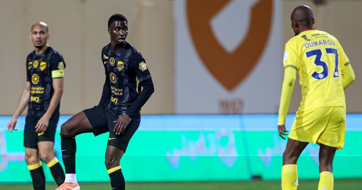 الاتحاد يعلن إصابة دومبيا بقطع في الرباط الصليبي