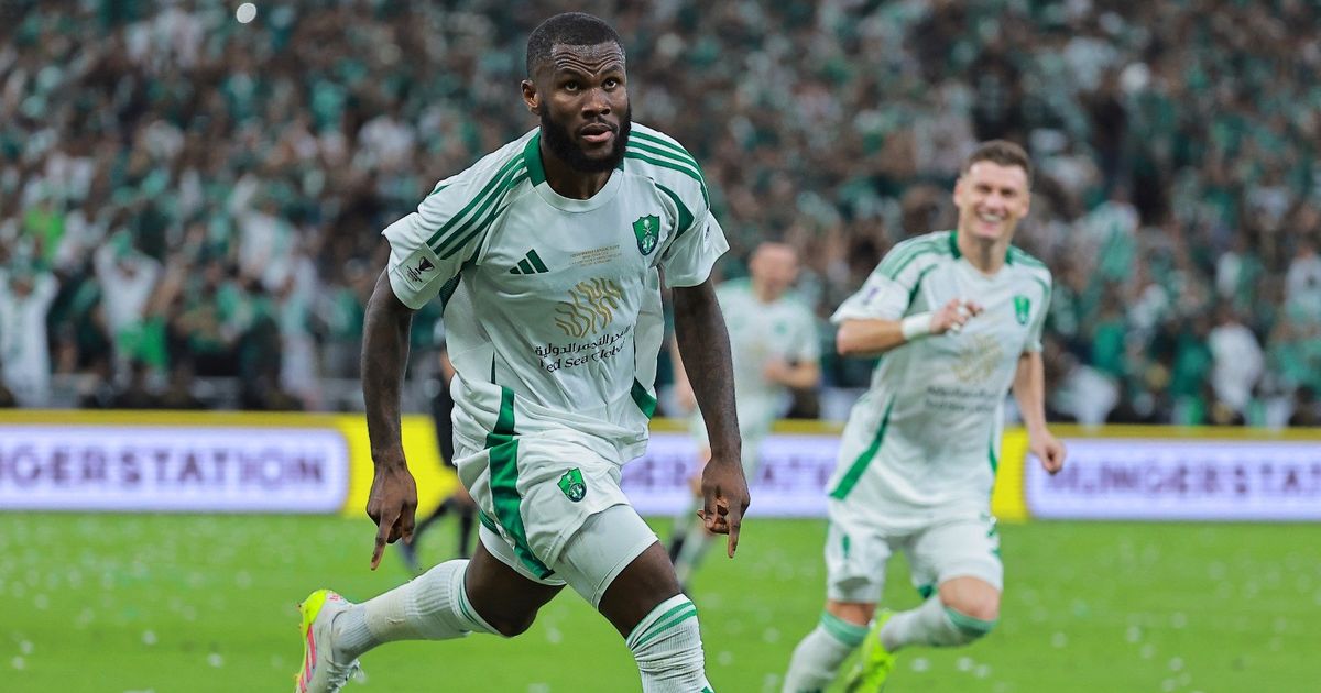 يوفنتوس يريد كيسي وعائق كبير يعرقل خروجه من الأهلي