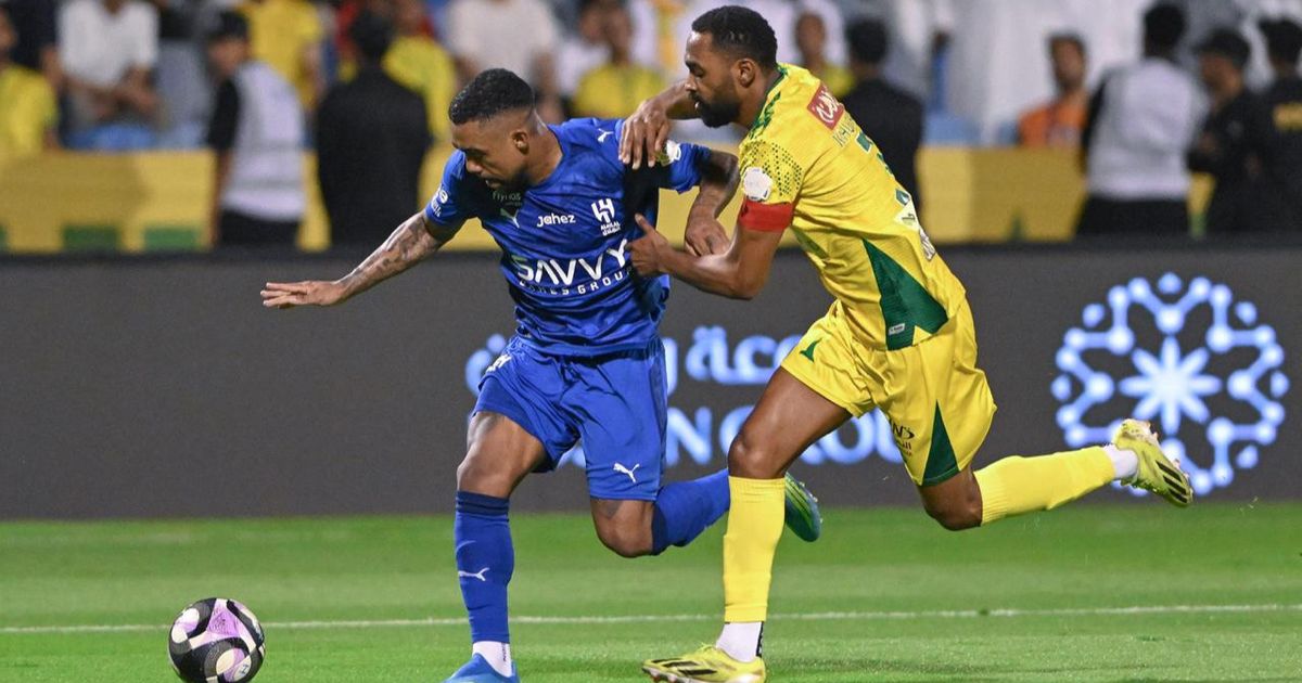ملخص وأهداف مباراة الخليج والهلال (1-2) في دوري روشن السعودي