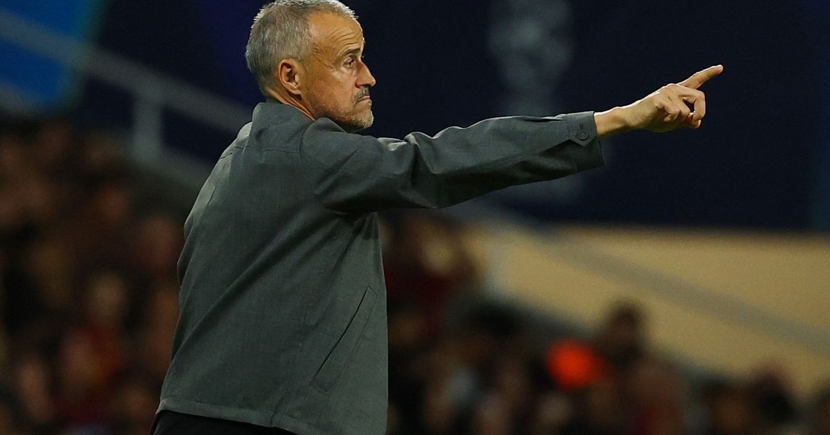 إنريكي: بيدري مذهل وبرشلونة الأوفر حظاً للفوز بدوري أبطال أوروبا