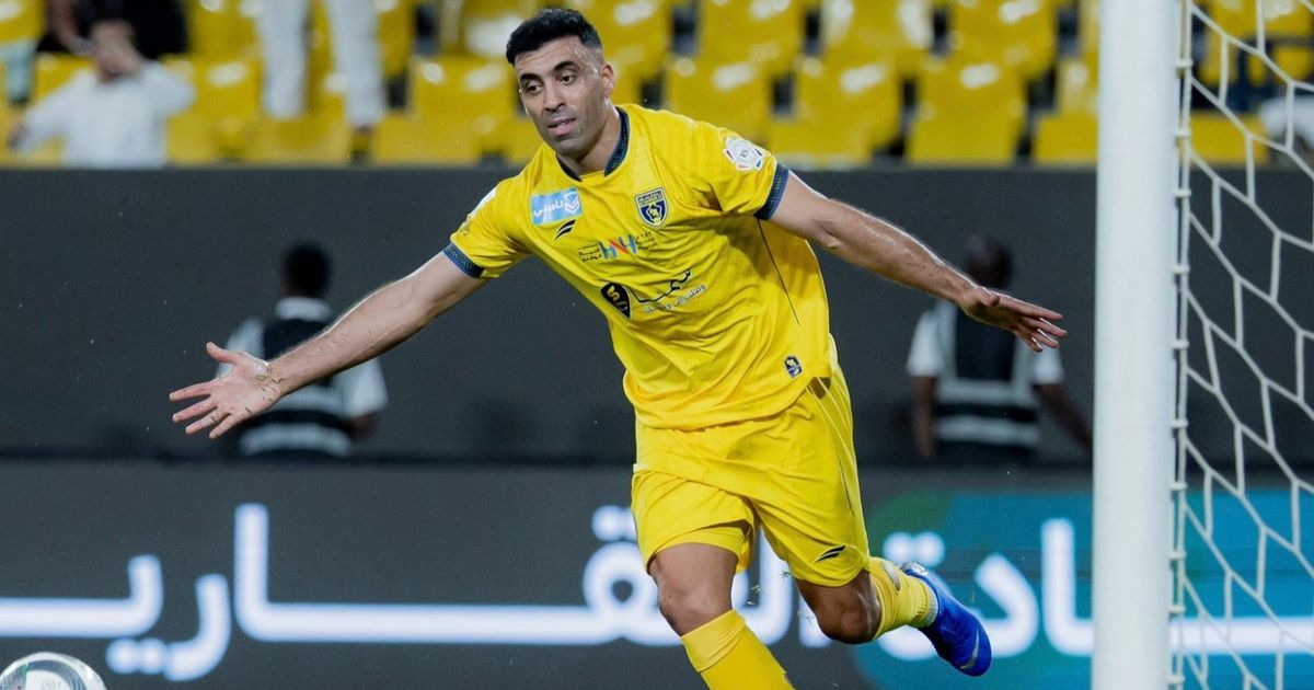 شاهد.. حمد الله يعادل رقماً تاريخياً في الدوري السعودي ويهدد السومة