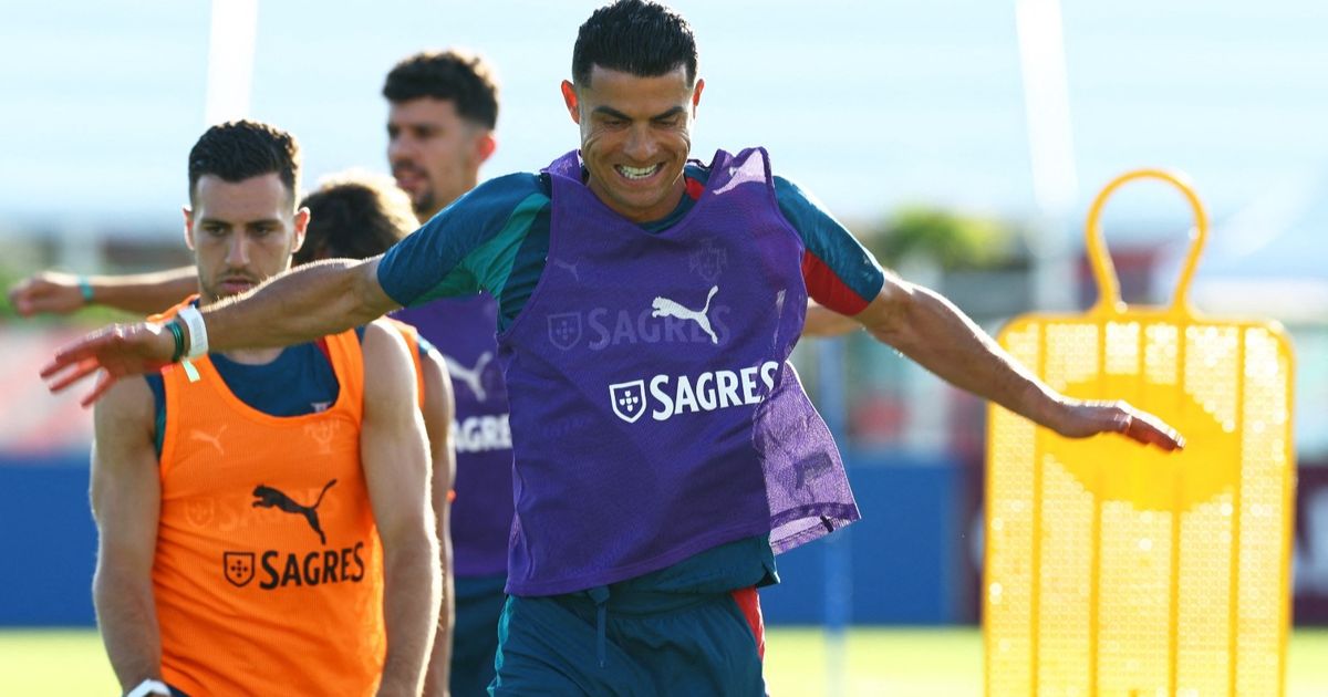 احذر يا رونالدو.. "تماسيح" بجوار مقر إقامة البرتغال بكأس العالم