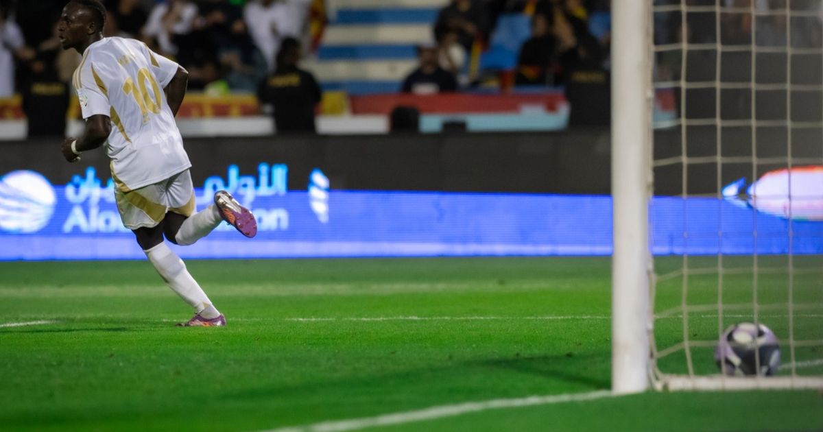 ماني الأفضل ورونالدو بين الأسوأ في خسارة النصر أمام القادسية