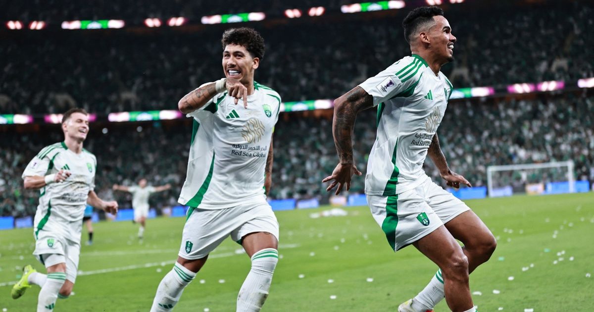 بعد استبعاد محلي.. فيرمينو يُبدع ويبكي في ليلة تتويج الأهلي