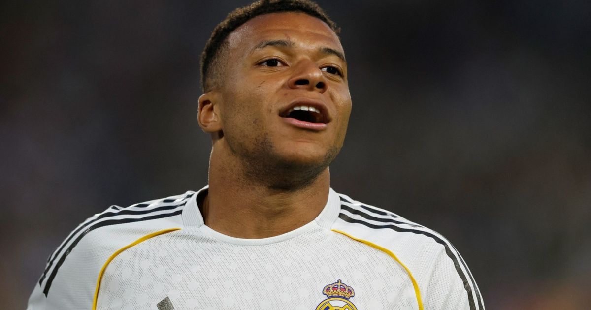 "إنه يستهزئ بنا".. مبابي يثير موجة غضب جديدة في مدريد أثناء الكلاسيكو
