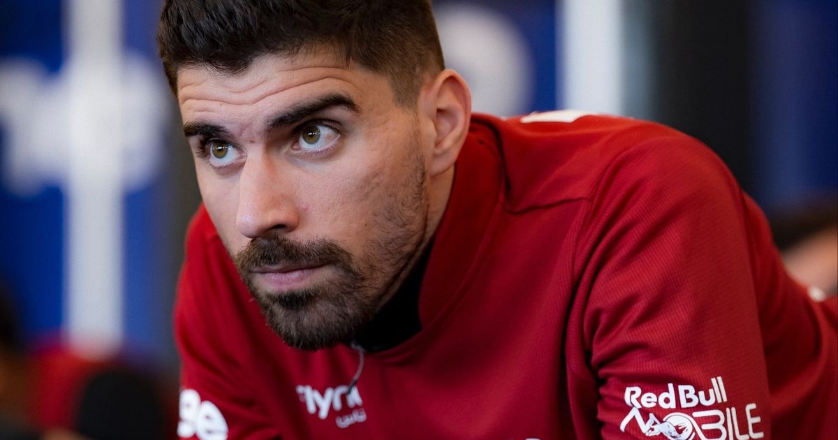 روبن نيفيز يرد على شائعات انتقاله من الهلال إلى الاتحاد