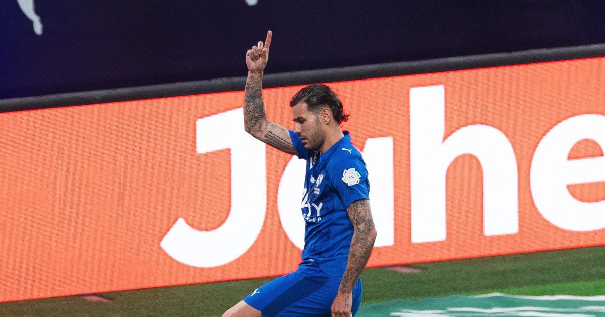 الهلال يتلقى ضربة موجعة قبل مواجهة الاتفاق في الدوري السعودي