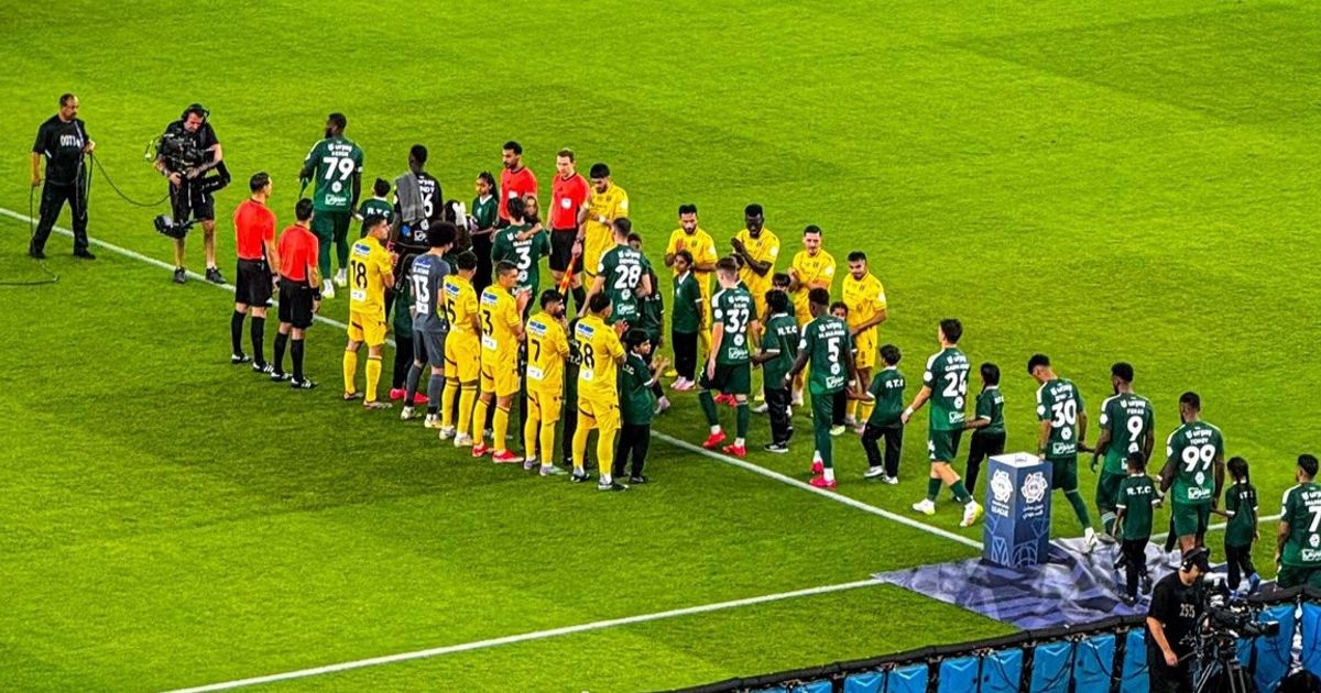 التعاون يستقبل الأهلي بـ"ممر شرفي" بعد تتويجه بأبطال آسيا