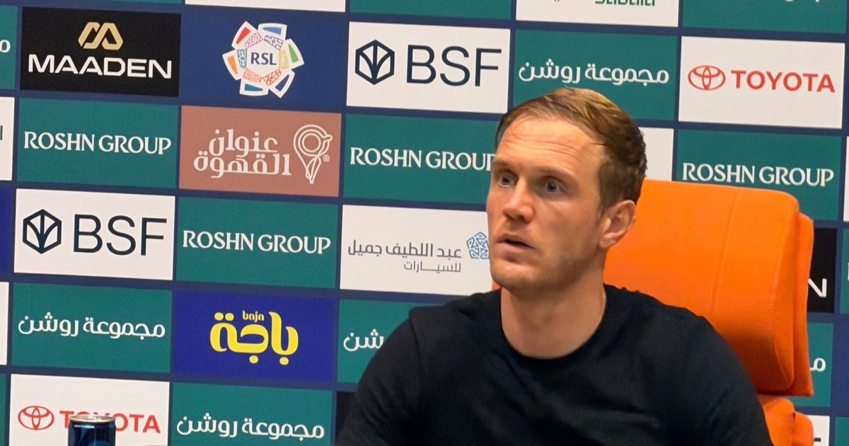 المدرب فيسينغ يرفض عرض مونشنغلادباخ ويقرر البقاء مع الاتحاد