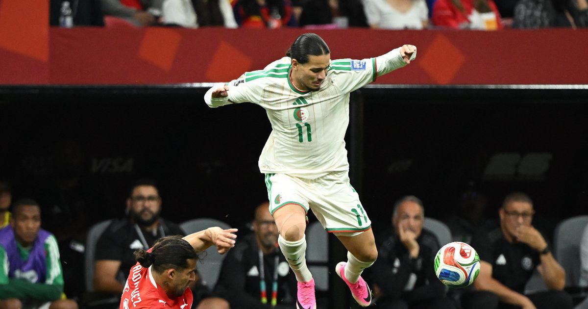 الاتحاد السعودي "يرفع عرضه" لضمّ أنيس حاج موسى من فينورد