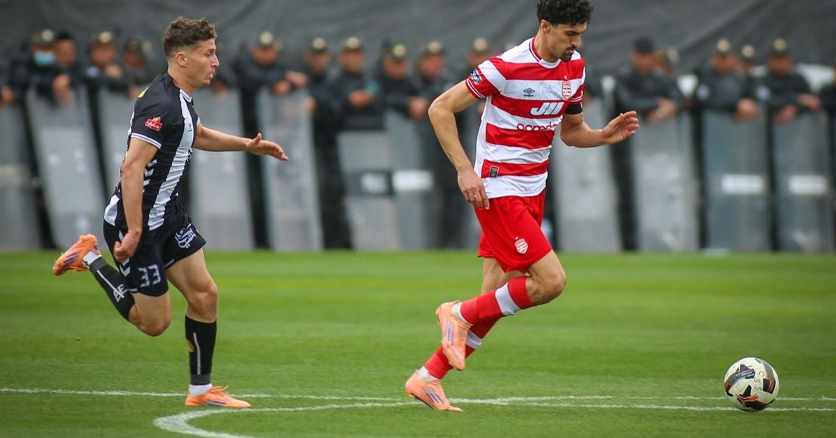 كلاسيكو الصفاقسي والإفريقي يفجّر أزمة كبيرة في تونس