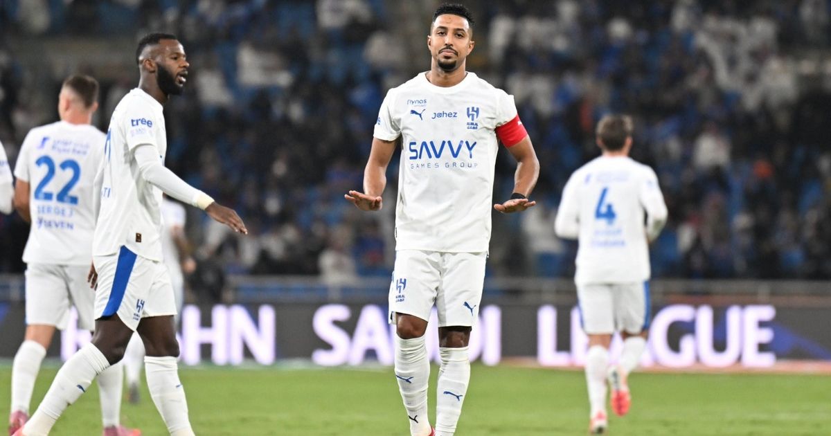 طردان و6 أهداف.. الهلال ينجو من فخ النجمة بفوز مثير في دوري روشن