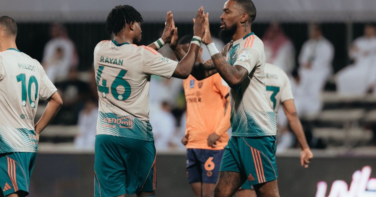 إيفان توني يعادل رقم عمر السومة ويقترب من إنجاز تاريخي مع الأهلي