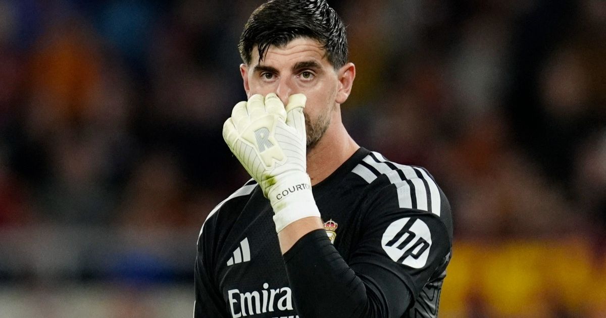 الصالح نيوز : كورتوا يتفوق على نجوم الوسط.. رقم صادم يكشف مشكلة ريال مدريد أمام روما