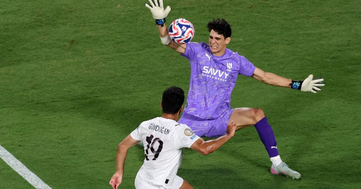 الهلال يتعاقد مع حارس فرنسي شاب حتى 2027 لتعويض ياسين بونو
