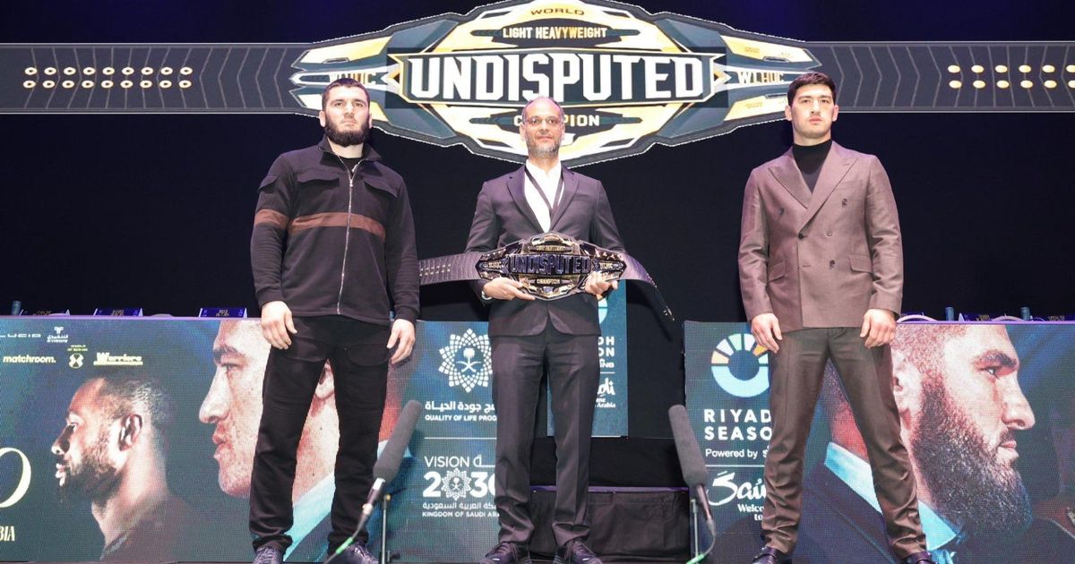 "الأفضل في تاريخ الملاكمة".. موسم الرياض يستضيف نزالاً ينتظره العالم
