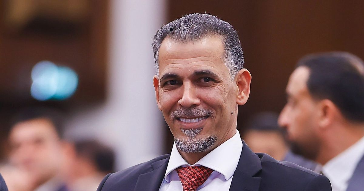 يونس محمود يتعهد بإقرار مشروع يرفع "سمعة" كرة القدم العراقية