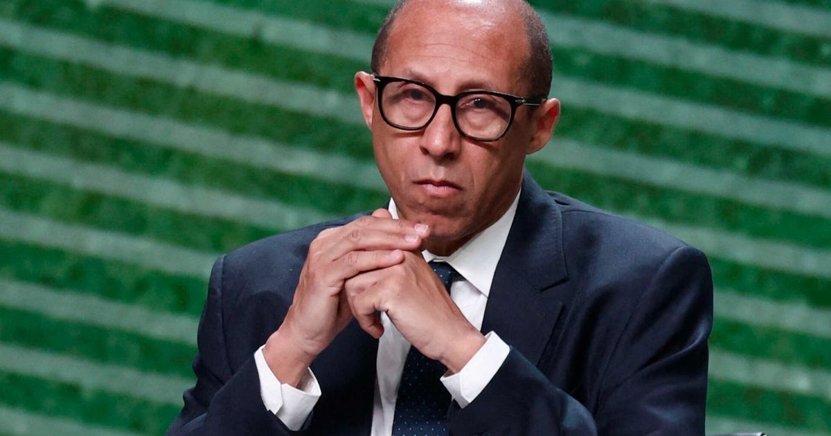 رئيس الاتحاد الفرنسي يتجنب أسئلة عن زيدان