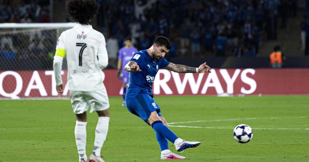 شاهد.. السد يخطف التعادل أمام الهلال في الشوط الأول