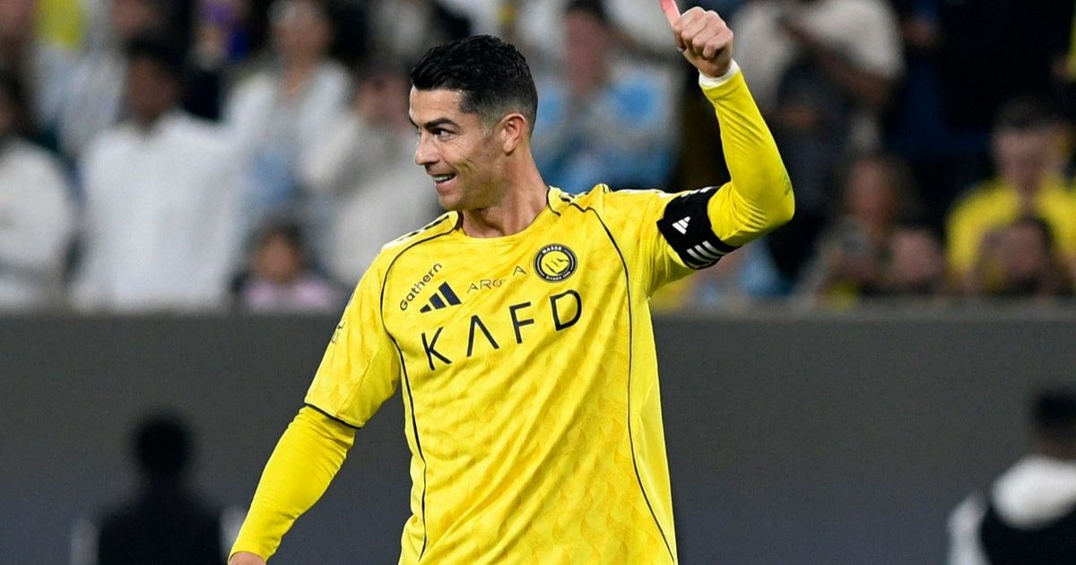 كريستيانو رونالدو الأفضل في مباراة النصر والحزم.. فمن الأسوأ؟