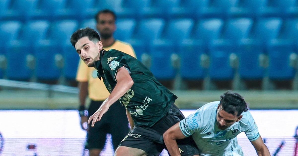 الخلود يضمن بقاءه بالدوري السعودي ويرسل الأخدود إلى دوري يلو