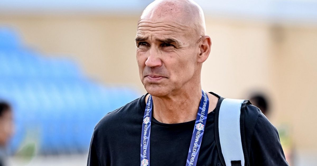 "أنا حزين".. توماس ليتش مدرب الشباب يطالب بالتغيير