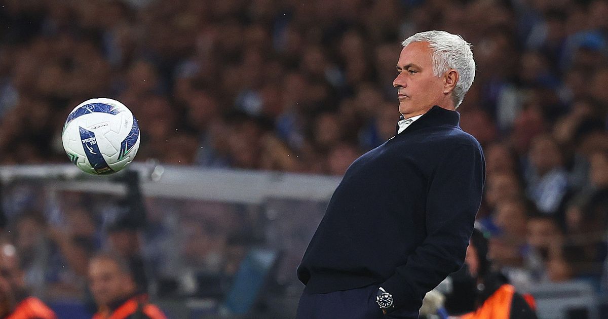 بحضور نجم الهلال.. مورينيو العائد مع بنفيكا ينهي انتصارات بورتو