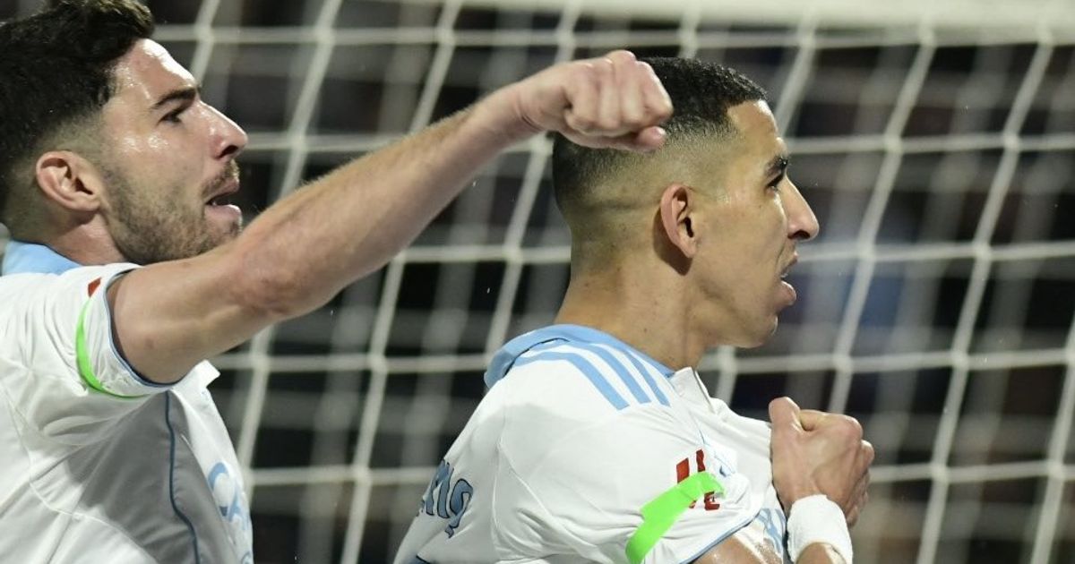 عودة سريالية لجواد الياميق إلى سرقسطة.. سجل لفريقه وفي مرماه قبل طرده