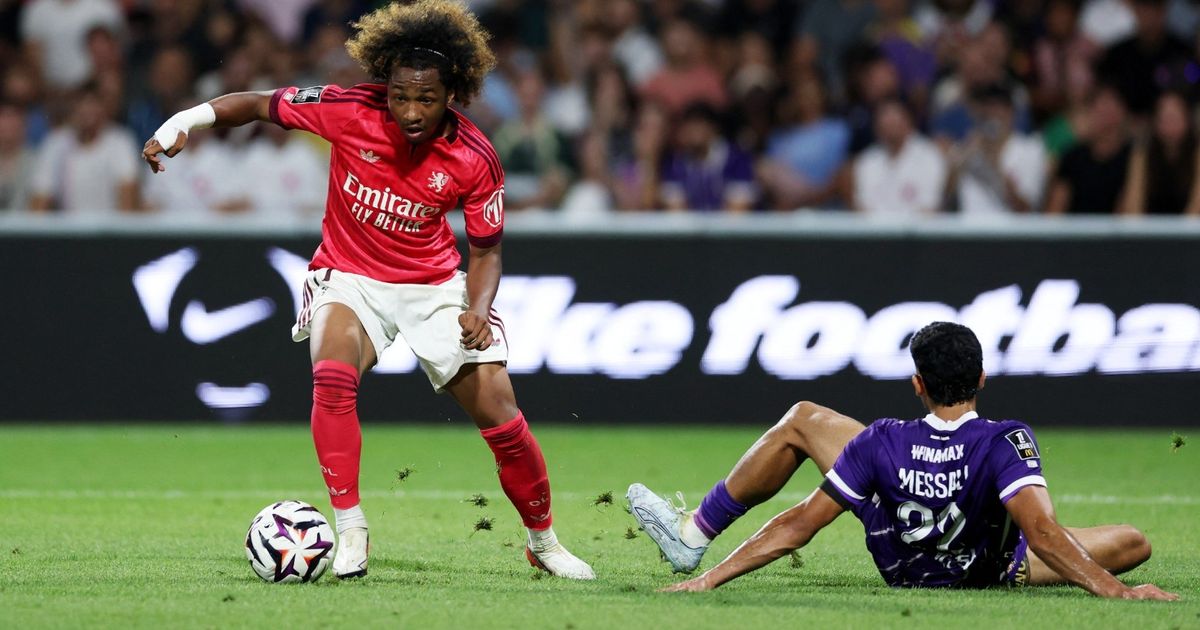 أرسنال يراقب ماليك فوفانا جناح ليون والسعر 40 مليون يورو
