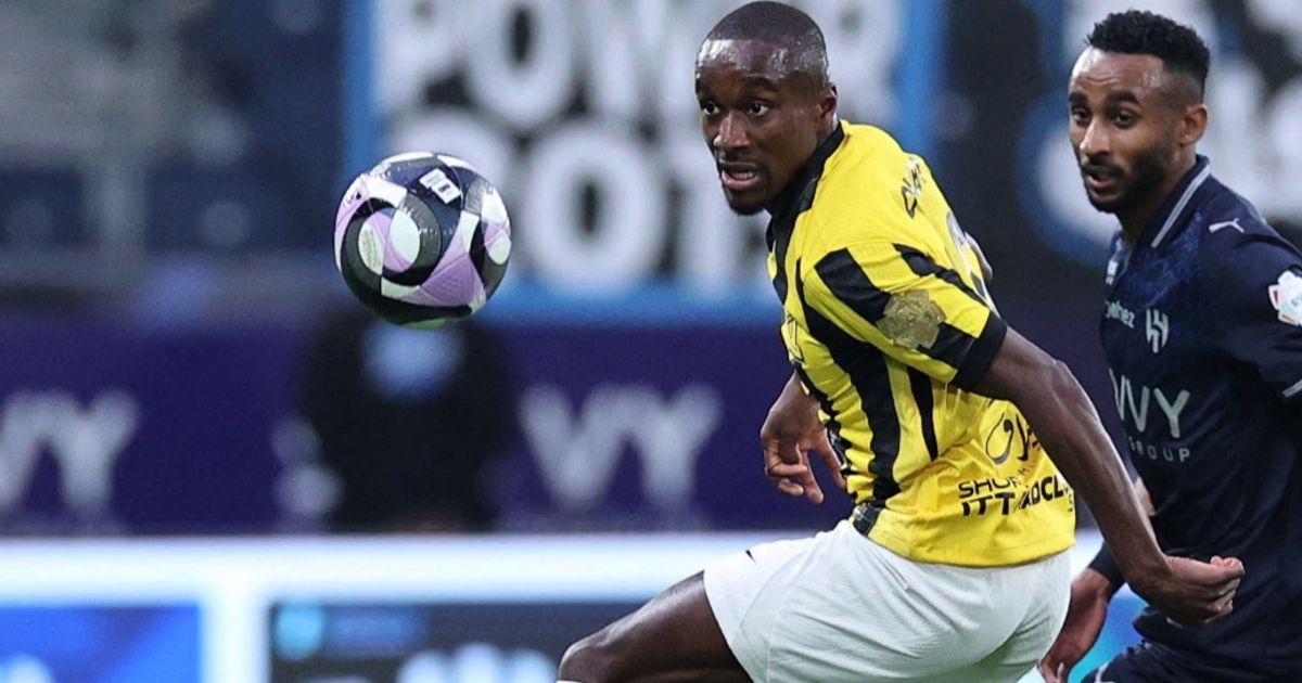 هل يكون لاعب الاتحاد ديابي بديلاً لصلاح في ليفربول؟