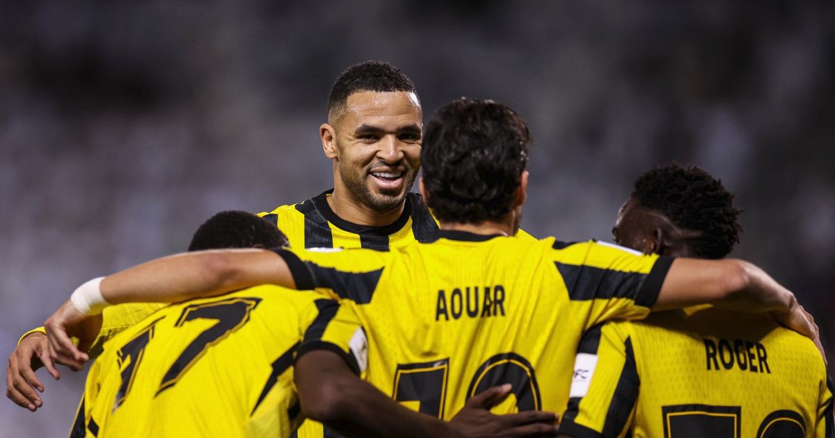 شاهد.. الاتحاد يكرر سيناريو الغرافة ويتقدّم على السد في الشوط الأول