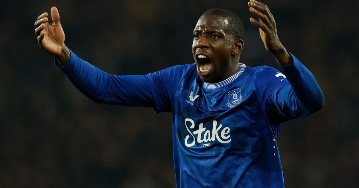 نيوم السعودي يواصل تدعيم الصفوف بضم المالي دوكوري